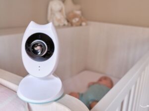 The Ultimate Guide to Choosing a Baby Monitor